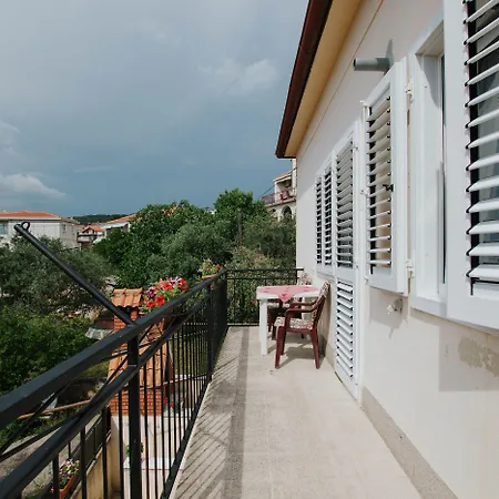 House Josipa Τρογκίρ