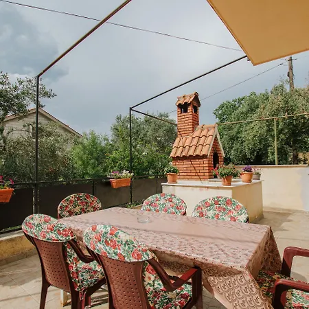 Prázdninový dům House Josipa