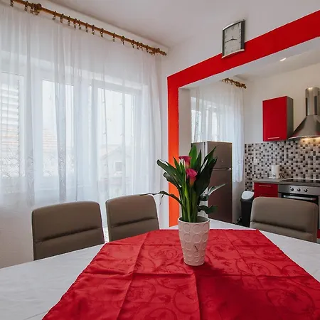 House Josipa Tatil Evi Trogir