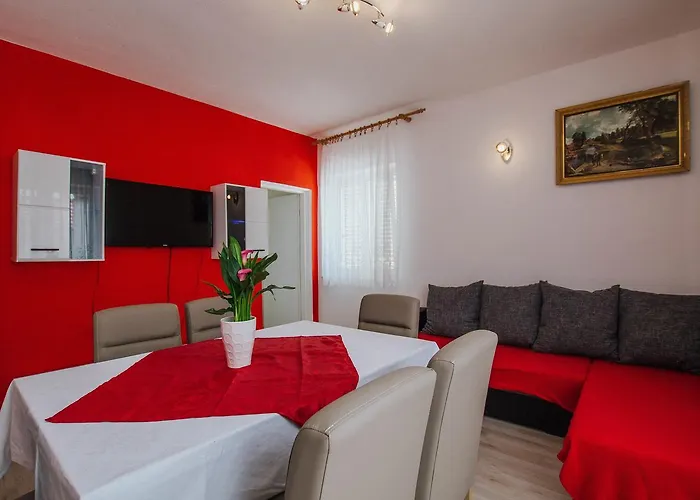 Semesterbostad House Josipa Trogir